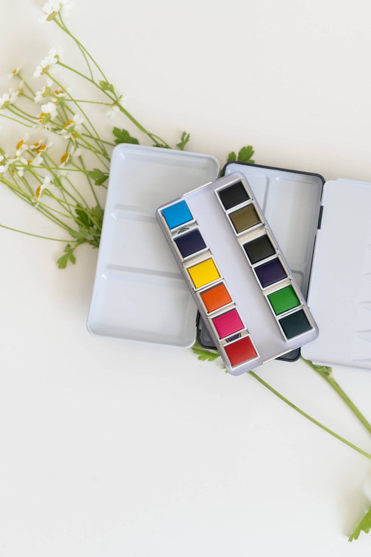 bailey rae studio - 12 color mini-travel watercolor paint palette