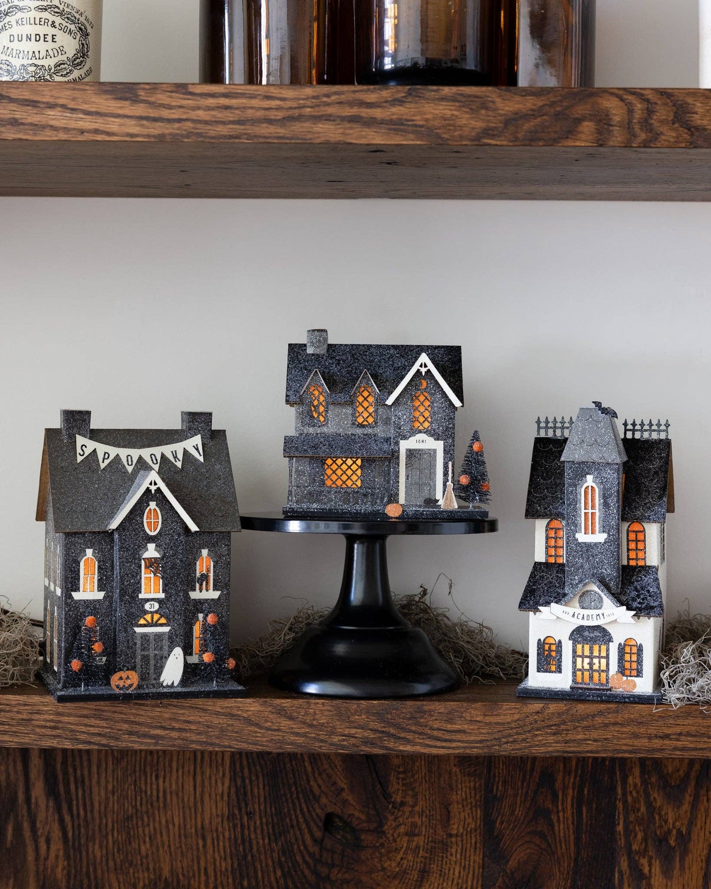 Witch Cottage - My Mind’s Eye - HVL1155