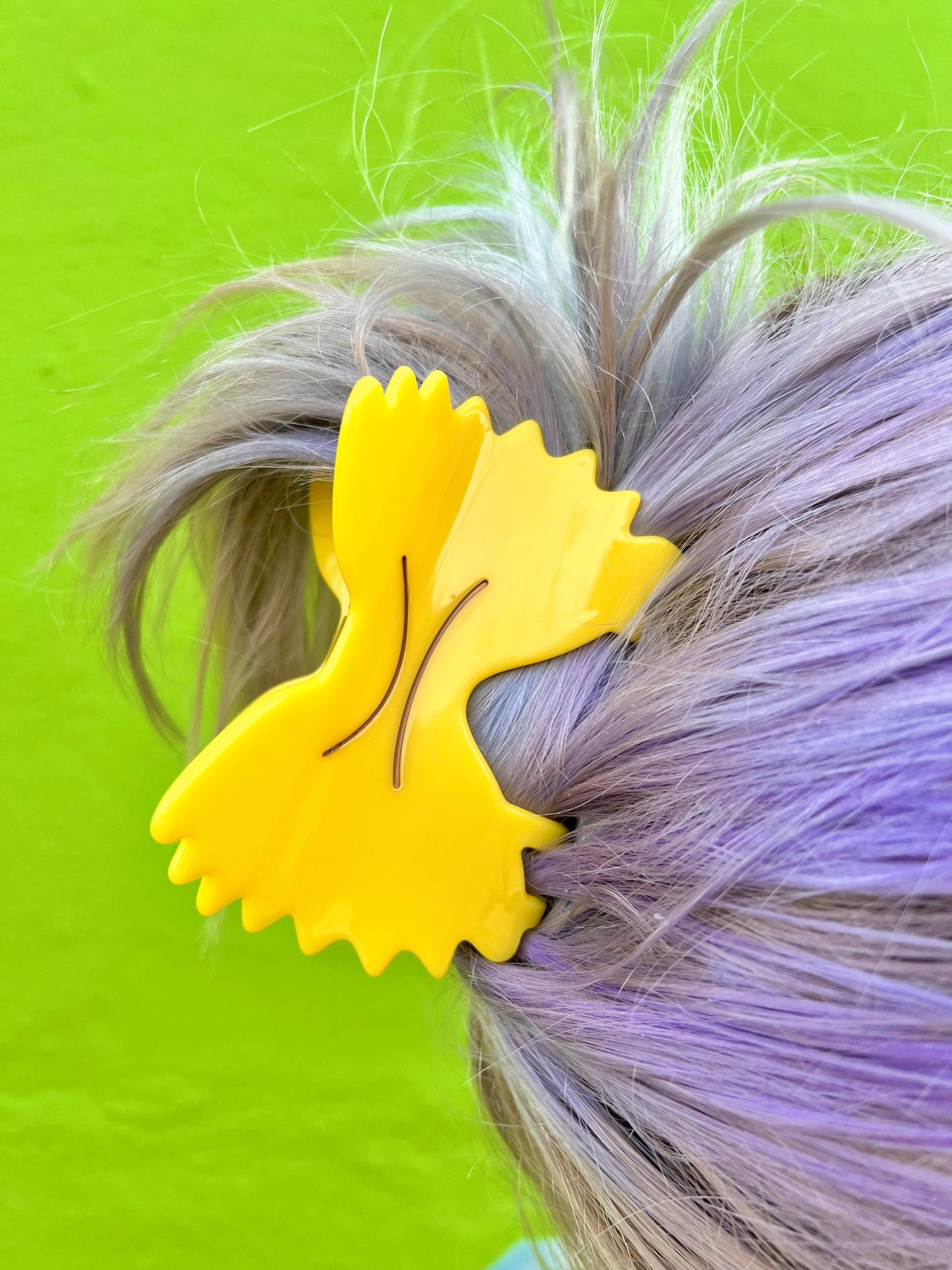 The Peach Fuzz - Farfalle Pasta Hair Claw