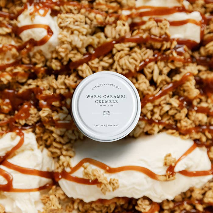 Antique Candle Co.® - Warm Caramel Crumble - Soy Candle