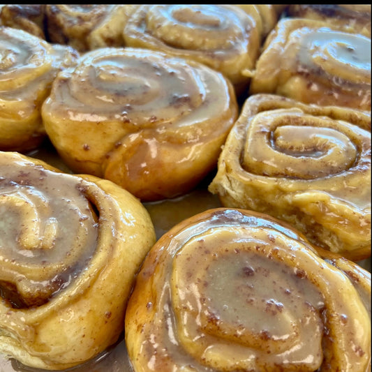 Thanksgiving Bake at Home Caramel Rolls