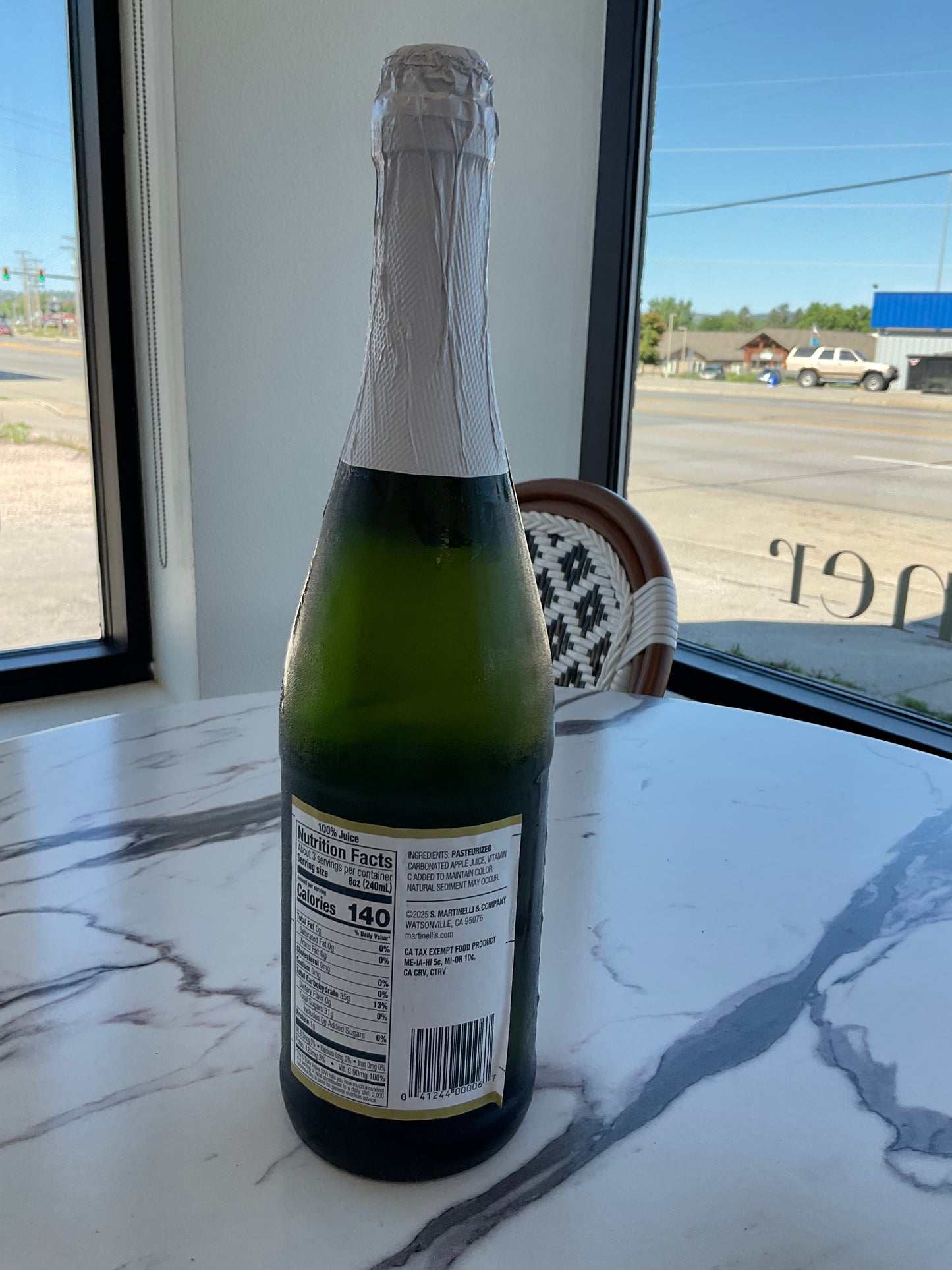 Martinelli’s Sparkling Cider ￼
