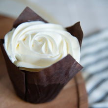Load image into Gallery viewer, Triple Vanilla Cream-filled Cupcakes