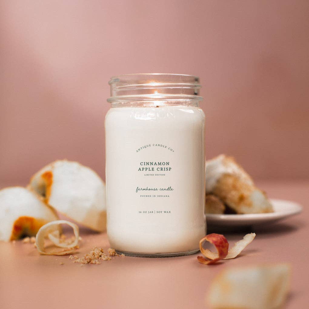 Antique Candle Co.® - Cinnamon Apple Crisp - Soy Candle