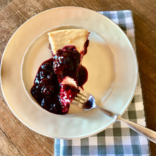 Load image into Gallery viewer, Christmas Nell’s Favorite Cheesecake
